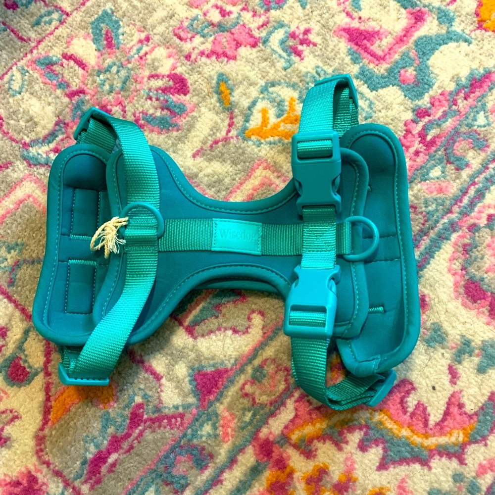 NWT neoprene Dog Harness